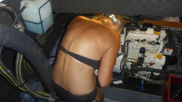 kerstin-i-motorrummet