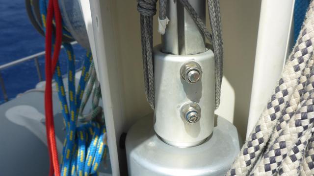 main-furler-repare-1