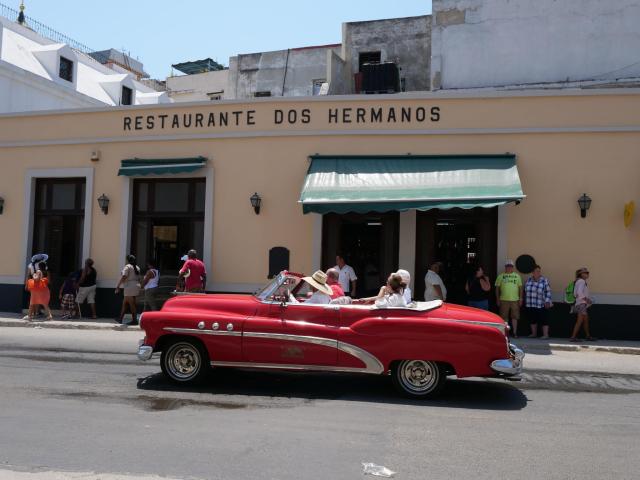 Dos Hermanos 3