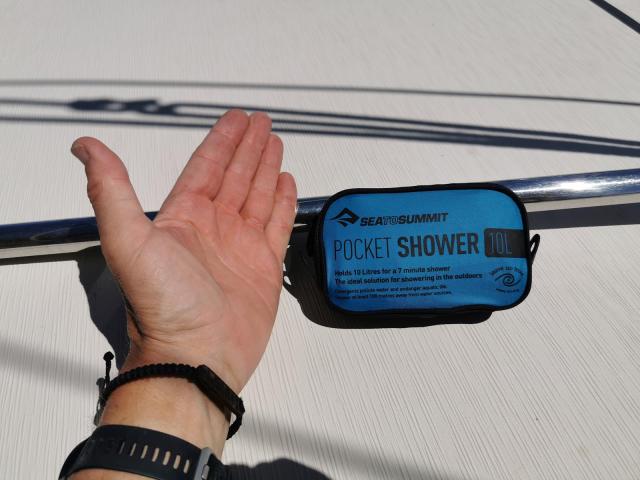 Pocket solar shower